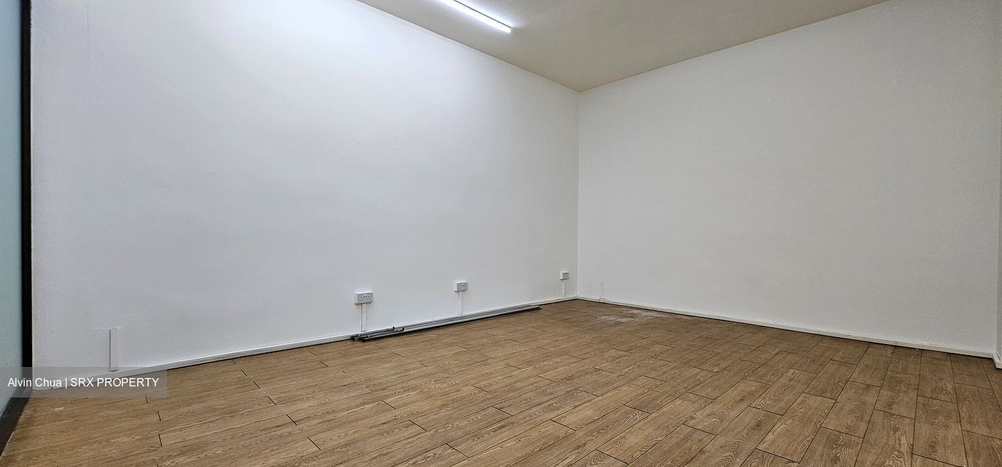 Lucky Plaza (D9), Retail #476262021